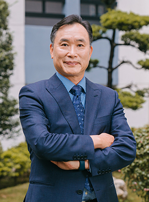 南臺科技大學校長照片